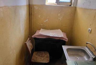 Apartament cu 2 camere nedecomandat în Central