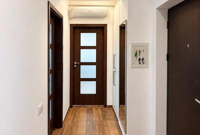 Apartament cu 3 camere decomandat în Apărătorii Patriei
