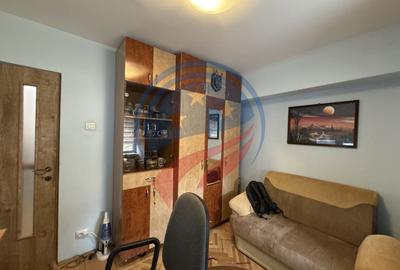 Apartament cu 4 camere decomandat în 1 Mai - 13