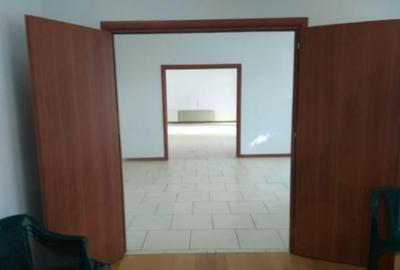 Spațiu comercial, de 202 mp, în Titulescu - 2