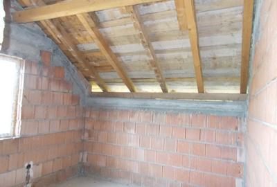 Casă individuală cu 5 camere cu Teren 930 Mp în Săcălaz - 8