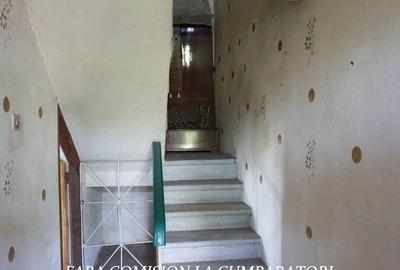 CASA CU TEREN 1730 MP, UTILITATI RACORDATE - 8