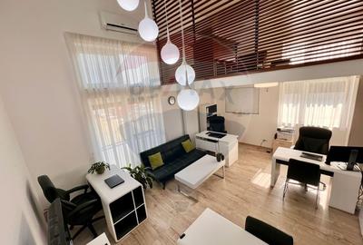 Apartament cu 2 camere decomandat, mobilat în Central