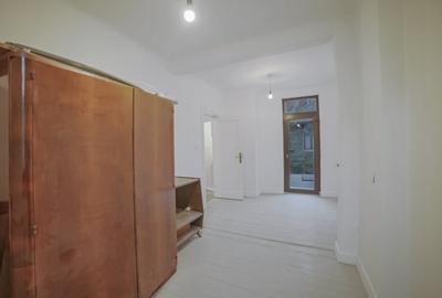 Casă individuală cu 6 camere cu Canalizare în Iancului - 12