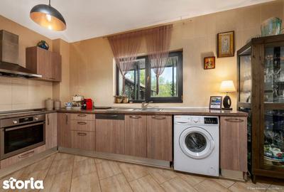 Casă cu 5 camere cu Teren 1300 Mp în Central - 14