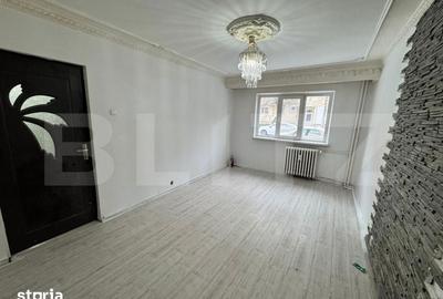 Apartament cu 4 camere decomandat în Valea Rosie - 1