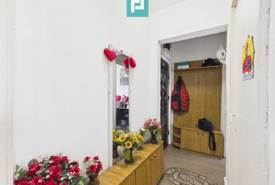 Apartament cu 3 camere semidecomandat în Valenta - 7