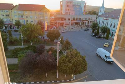 Apartament cu 3 camere decomandat în Ultracentral - 3