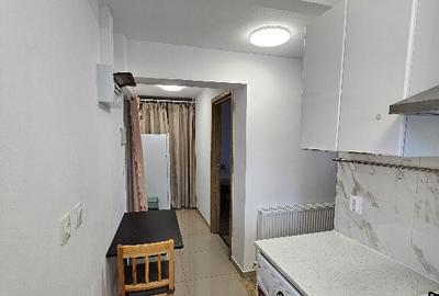 Inchiriez apartament 2 camere Medias, Gloria, total renovat si utilat - 2