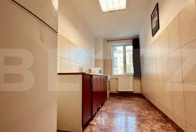 Apartament cu 3 camere decomandat în Rogerius - 6