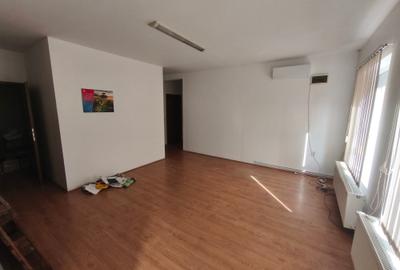 Birou, de 76 mp, în Dumbrăvița - 2