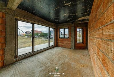 Se vinde- Casa in ?andra(cartierul nou):interior la rosu exterior la gri - 7