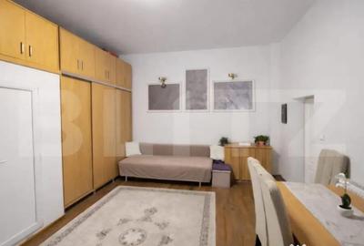 Apartament cu 2 camere semidecomandat, mobilat în Lipoveni - 1