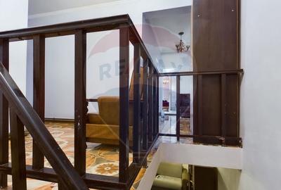 Vila individuala si teren in Sector 2 - 18