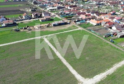 Teren Construcții intravilan de 447 mp, în Hălchiu - 11