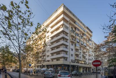 Apartament cu 4 camere semidecomandat, mobilat în P-ța Universității - 2
