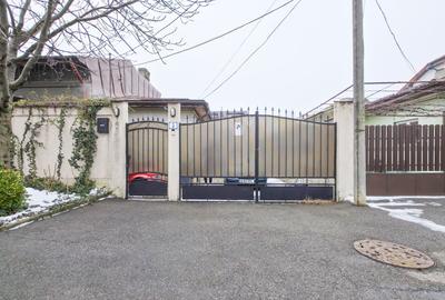 Casă cu 3 camere cu Canalizare în Chitila