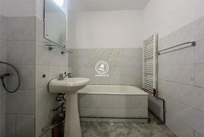 Apartament decomandat cu 2 camere in Nicolina 1, etajul 1 - 10