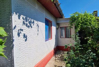 Casă cu 4 camere în Central - 2