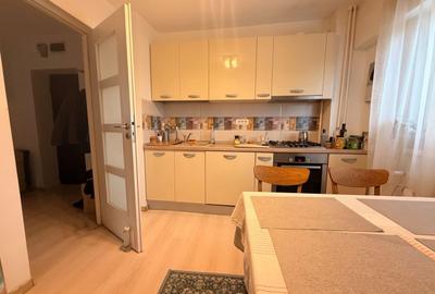 Apartament cu 3 camere, mobilat în Băneasa - 18