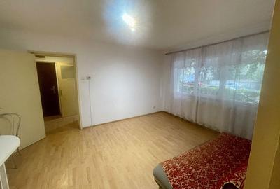 Apartament cu 2 camere semidecomandat în Cornișa - 1