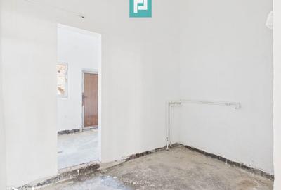 Spațiu comercial, de 269 mp, în Central - 9