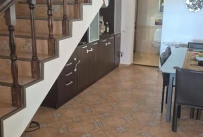 Casă cu 4 camere cu Canalizare în Central - 21