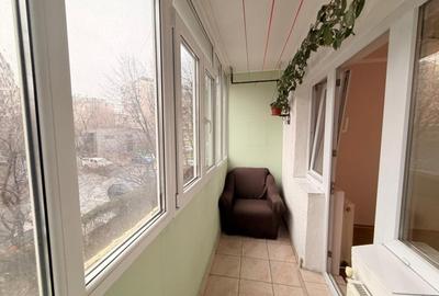 Apartament cu 4 camere decomandat în Apărătorii Patriei - 19