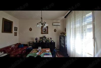 Casă cu 4 camere în Favorit - 1