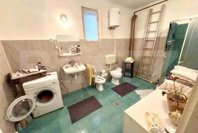 Casă cu 4 camere cu Teren 2770 Mp în Central - 11