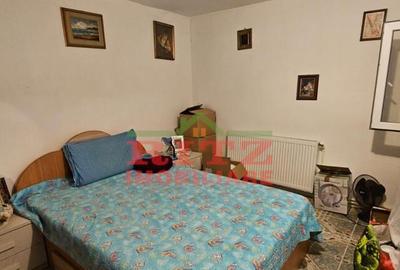 CASA DE VANZARE P 1 E - 13