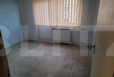 Apartament 3 camere, 98 mp, zona Alfa - 1