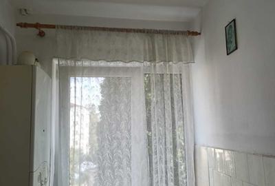 Apartament cu 2 camere semidecomandat în Fălticeni - 3