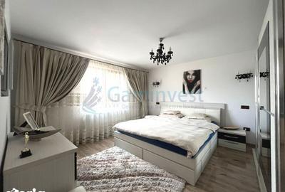 Casă cu 5 camere cu Teren 300 Mp în Sânmartin - 13