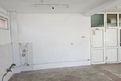 Spațiu comercial, de 50 mp, în Central - 2