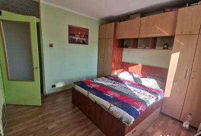 Apartament cu 3 camere decomandat în Piața Centrală - 4