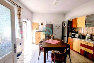 Casă cu 3 camere cu Canalizare în Schei - 4