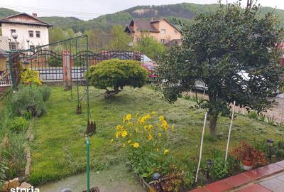 Casă cu 5 camere cu Teren 520 Mp în Vlădești - 6