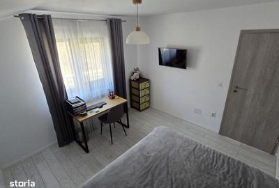 Casă cu 4 camere cu Teren 500 Mp în Breazu - 12