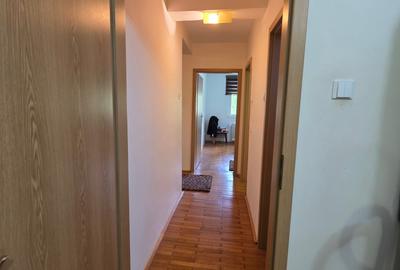 Apartament cu 4 camere semidecomandat în City Park Mall - 20