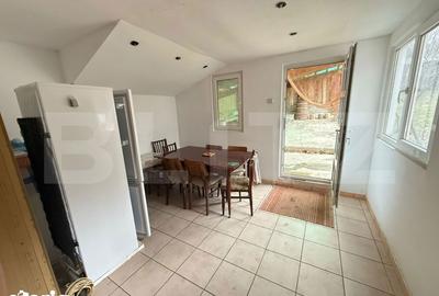 Casă cu 5 camere cu Teren 2310 Mp în Scoarța - 2