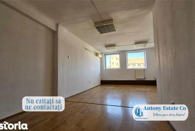 Spațiu comercial, de 30 mp, în Central