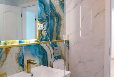 Apartament cu 4 camere decomandat în Central - 3