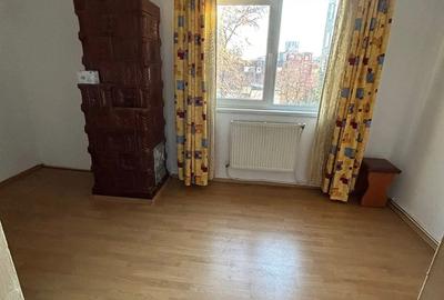 De vanzare apartament cu 2 camere si balcon, etaj 2, zona Piata Mica, 38.500 euro - 10