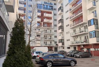 Apartament cu 3 camere decomandat în Apărătorii Patriei - 15