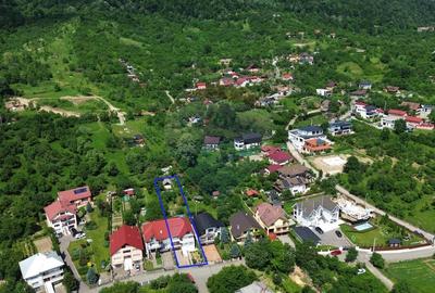 DE VANZARE CASA CU TEREN IN ZONA PREMIUM - 1