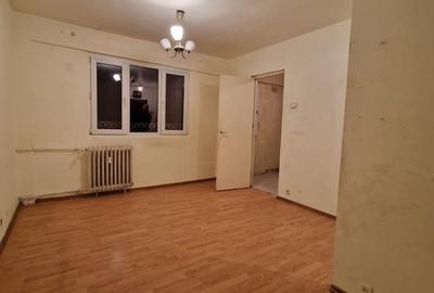 Garsonieră semidecomandată în Berceni