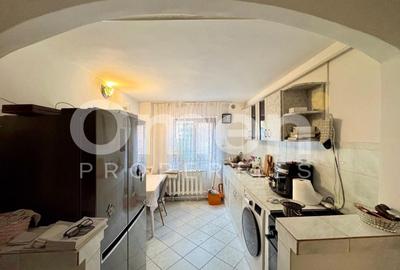 Apartament cu 3 camere semidecomandat, mobilat în Săsar - 6