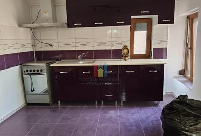 Casa 4 camere zona Centrala, pretabila pentru 2 familii 150m - 31
