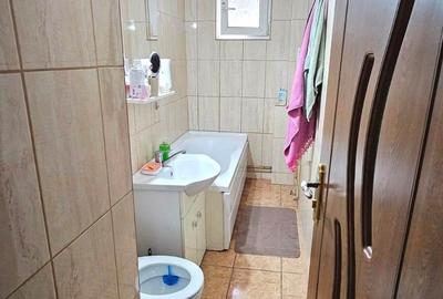Apartament 3 camere, etaj 3/4, CT, geam baie, Alexandru - Piata Voievozilor - 7